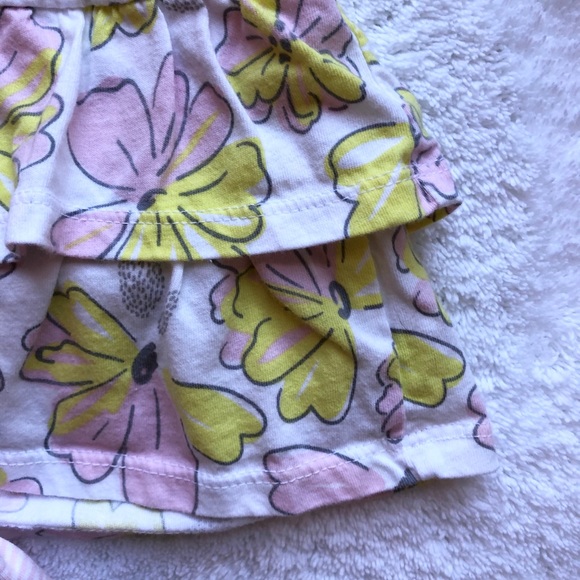 🌸Carter’s Summer Set🌸 - Picture 3 of 4